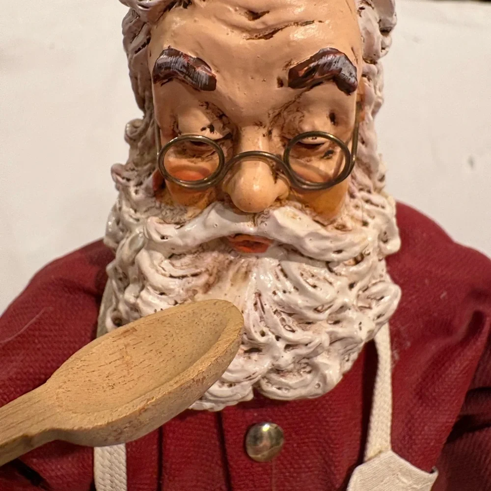 Possible Dreams Clothtique Santa’s Cuisine vintage 1991 figure